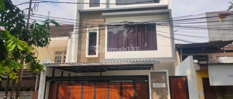 Rumah 3 Lt, Murah Dibawah Njop, Jln Delima Raya,tanjung Duren 1