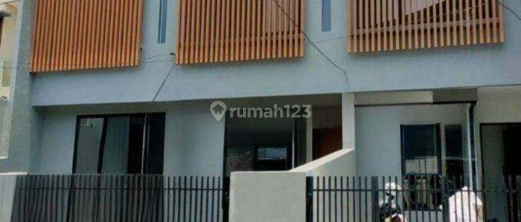 Rumah 2 Lantai Gandeng 3, Di Komplek Green Ville, Dekat Central Park 1