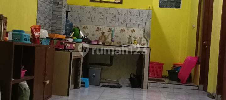 FOR SALE AT A LOSS, 2-story boarding house with 7 rooms located behind UIN Malang campus. 1