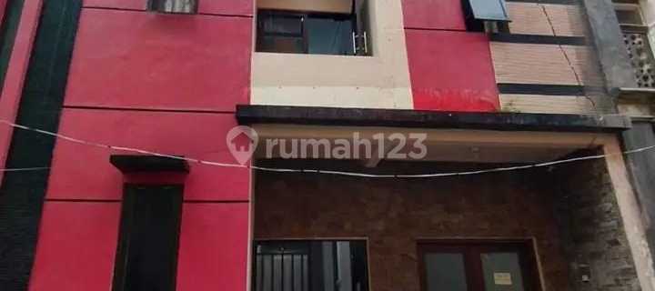 For Sale Active Women's Boarding House 2 Floors Behind UMM Campus 3 Malang 1
