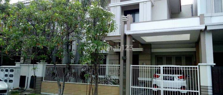 Rumah Central Park Semi Furnish Blok Depan Sudah Renov 1