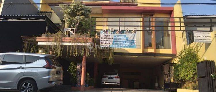 DIJUAL RUMAH KOST/GUEST HOUSE AKTIF DUKUH KUPANG TIMUR  1