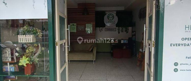 DIJUAL RUMAH PUSAT KOTA DEKAT KAMPUS COCOK UNTUK USAHA 1