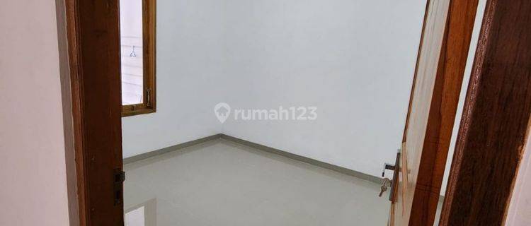 Rumah Bagus Tengah Kota Baru Renovasi 1