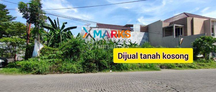 Tanah kosong kawasan paling elite Solo Baru HGB 388 m²  1