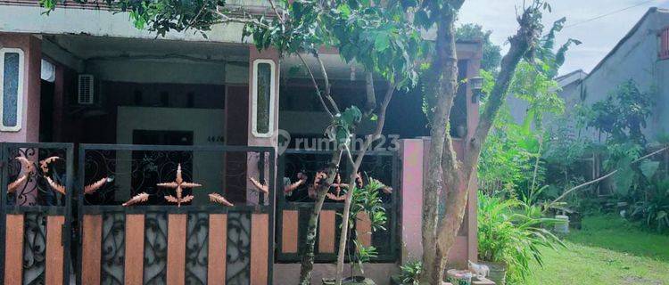 Dijual Rumah 3 Lantai di Mutiara Bogor Raya, Sudah Renovasi, dkt Toll 1