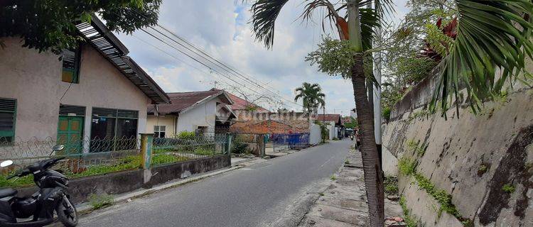 Tanah Dijual Area Jl Jend. Sudirman, 300 M dari Jl Diponegoro, Rs Umum Daerah Riau 1