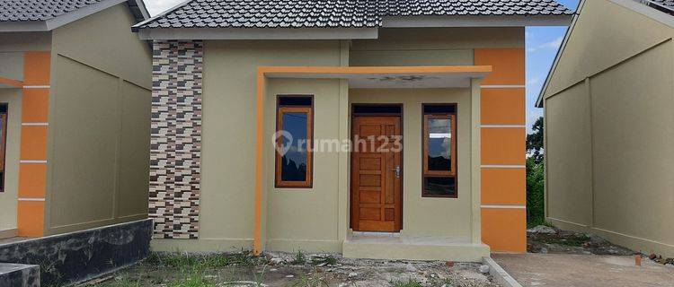 Rumah Dijual Lokasi Jalan Uka, Pekanbaru Kota 1