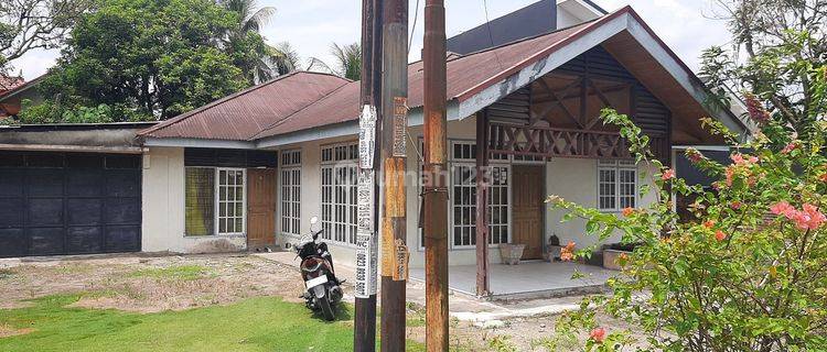 Rumah Dijual Luas Tanah 840 M2 Area Bukit Barisan Harapan Raya 1