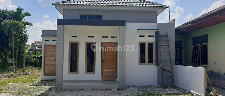 Rumah Baru dijual Jl Rawabening, arengka 1. Cukup Dp10jt 1