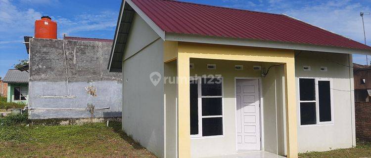 Rumah Dijual Luas Tnh 155m2 Area Air Hitam 1