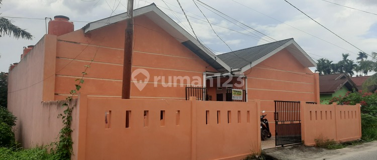 Kos Kosan 14-Door House on Jl Kartama, Marpoyan Damai 1