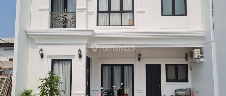 Rumah Full Bata Merah 2 Lantai Mewah Berlokasi Di Rawamangun 1