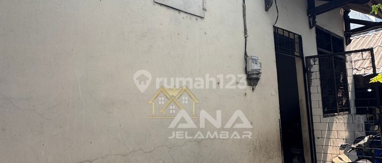 ANA RUMAH KOST FULL TERISI LT.85M DI JELAMBAR 1