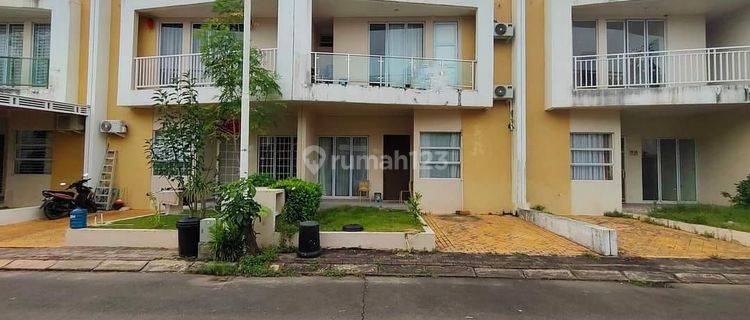 Rumah 2 Lantai Monde Residence Batam 1