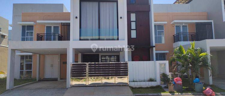 Rumah 3 Lantai Cantik Grand Maganda Batam Centre 1