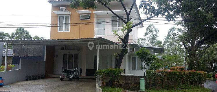 Rumah 2 Lantai Hook Murah Furnish Bagus SHM Babakan Madang, Bogor 1