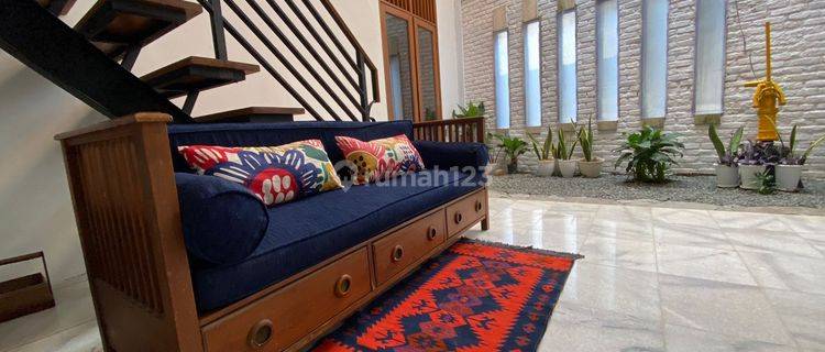 Rumah Terawat Semifurnished Di Cinere 1