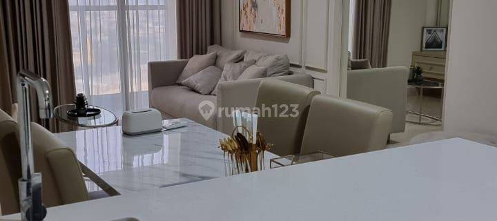 DIJUAL Apartemen Gold Coast 2 Kamar Tidur 90m² Furnished Bagus 1