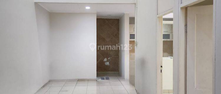 DI SEWAKAN CEPAT RUMAH DI CITRA 3, JAKARTA BARAT  1