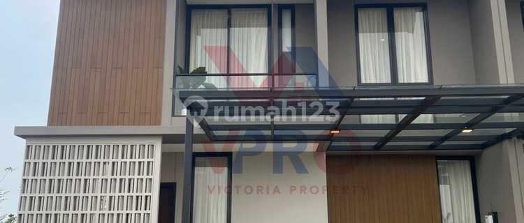 Dijual Rumah 3 Lantai New Cluster Viola Residence Type 8, Summarecon Crown Gading,bekasi,jawa Barat 1