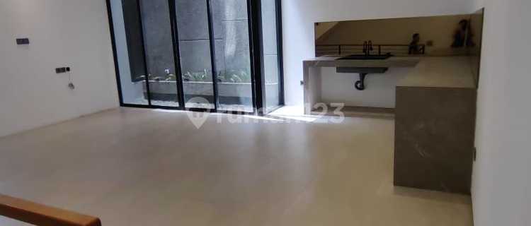 For Sale New 3 1/2 Story Building House in Sunter Agung Permai 1