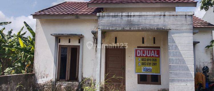 Turun Harga Dijual Cepat 1 Unit Rumah Di Perum. Griya Damai Indah No. 3 Belakang Ruko Toko Material Kenten 1