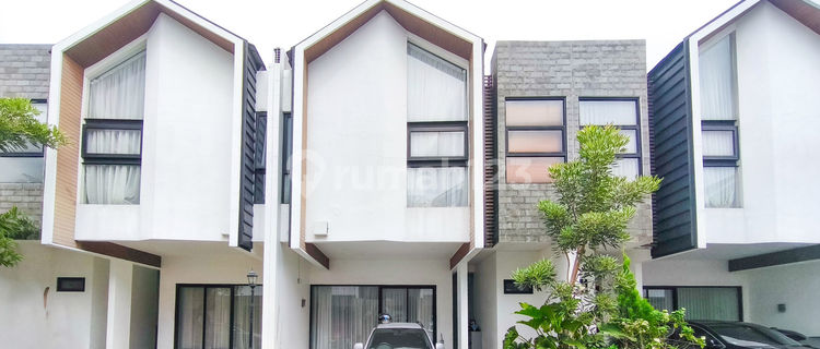 Rumah 2 Lantai SHM 15 Menit ke Rs Permata Pamulang Siap Huni J39141 1