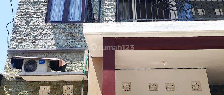 Semi Furnished 2 Floor Modern House in Jimbaran, Very Strategic 1