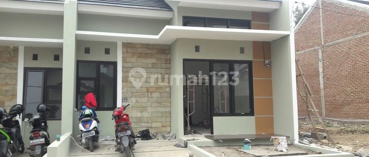 Dijual Rumah Baru Komplek Griya Asri Bandung Minimalis 1