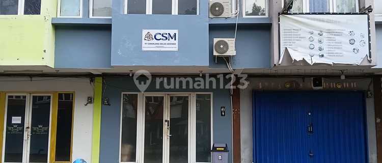 For Quick Sale, 2-Story Shop House in Golden City Ready to Occupy 1