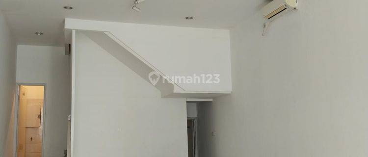 Disewakan Ruko Lantai 1 dan Lantai 2 Sektor 9 Bintaro Jaya 1