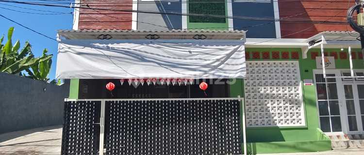 Exclusive Boarding House Near Petra Kutisari Campus 1