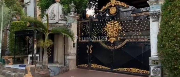 Rumah Classic Cantik Siap Huni Pantai Mentari Surabaya  1