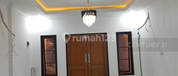 Strategic Home in Kelapa Gading - Your Dream Comes True 1