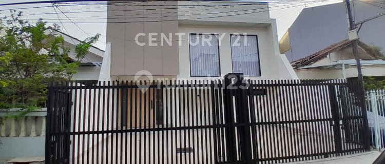 Nice New Minimalist House In Kelapa Gading 1