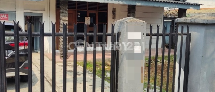 House on Balai Pustaka Raya Street, Rawamangun 1