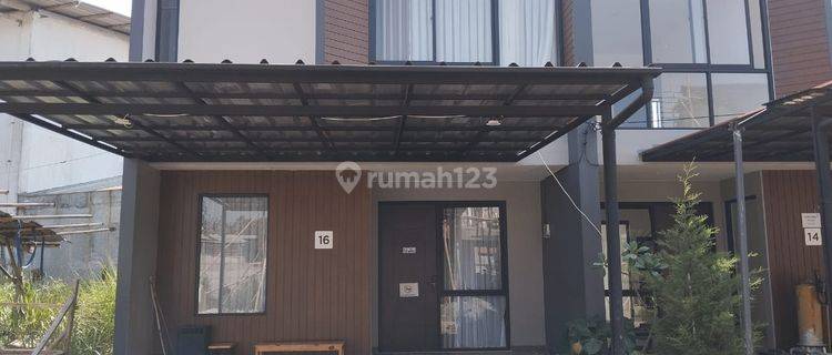 Rumah Dengan Konsep Minimalis Modern di Area Kopo, Bandung 1