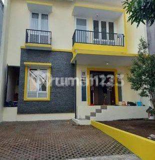 Dijual Rumah Full Renovasi Griya Amanda Sariwangi Bandung Barat 1