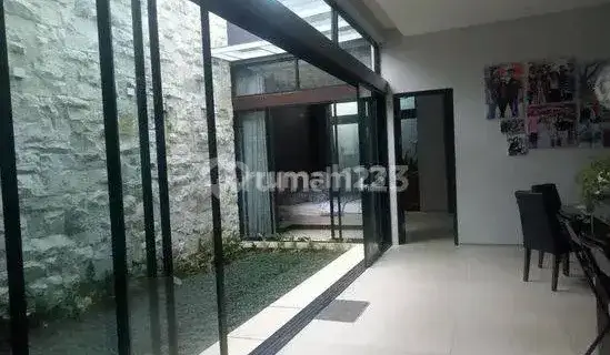 *REPOISIS HARGA* Dijual Rumah Villa komplek Graha puspa 1