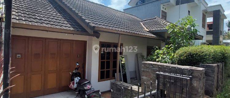 Jarang Ada Rumah Satu Lantai di Komplek Unpad Cigadung  1