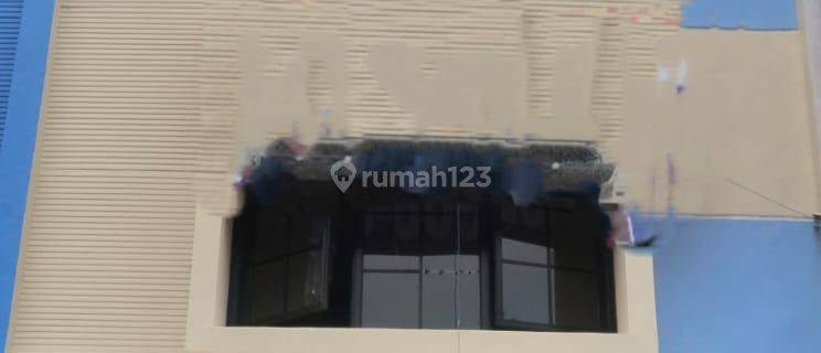 Ruko Bagus SHM Luas 150 m² di Metland Transyogi Cileungsi 1