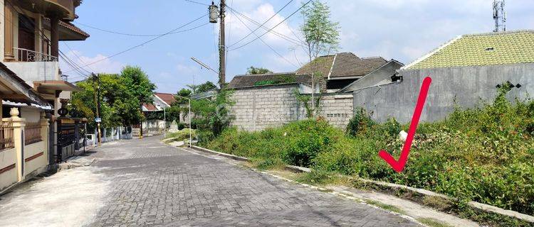 Tanah Strategis Jogja, 400 meter Jl. Raya Tajem, SHM 1