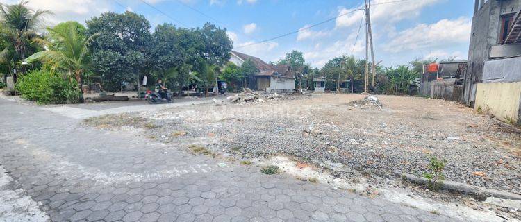 Tanah Siap Bangun, Timur Pasar Gentan Jogja Shm Pekarangan  1