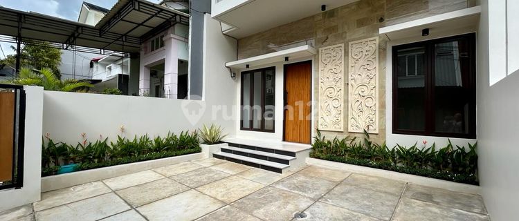 Rumah Renovated Cantik Siap Huni 1