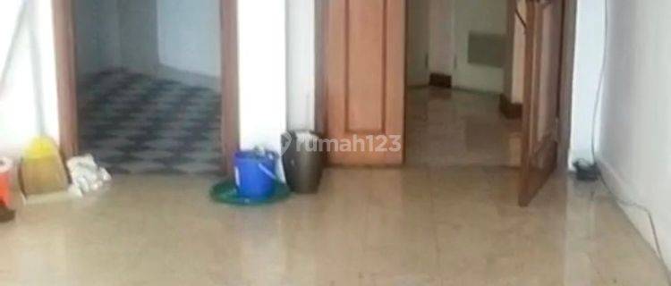 Apartemen Westling 3 Br semi furnished  1