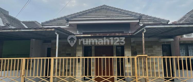Nice House Solo Baru, Solo 1