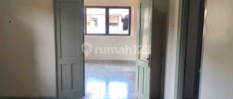 Disewakan Rumah Etnik Jawa Cocok Buat Cafe 1