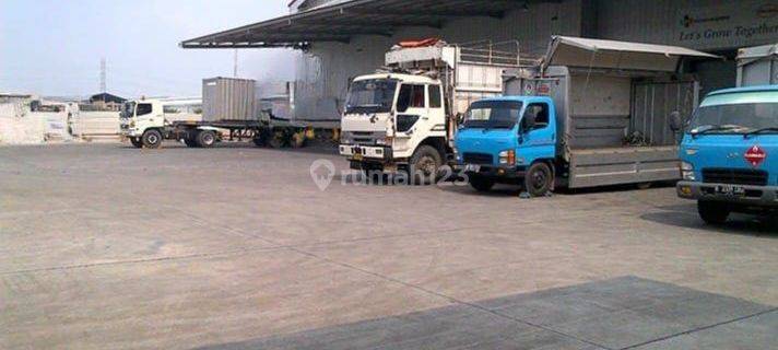 Disewakan Gudang Loading Dock Siap Pakai  Cikarang 1