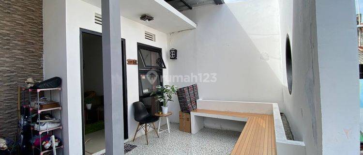 Rumah Aesthetic 1,5 Lantai di Cluster Cimuncang Padasuka, Bandung 1